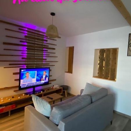 Au Coeur Du Senechal Apartment Marquise Ngoại thất bức ảnh