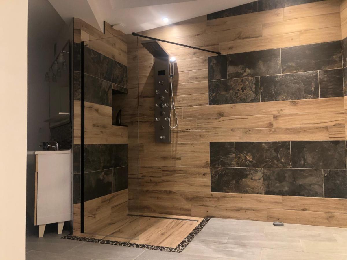 Au Coeur Du Senechal Apartment Marquise Ngoại thất bức ảnh