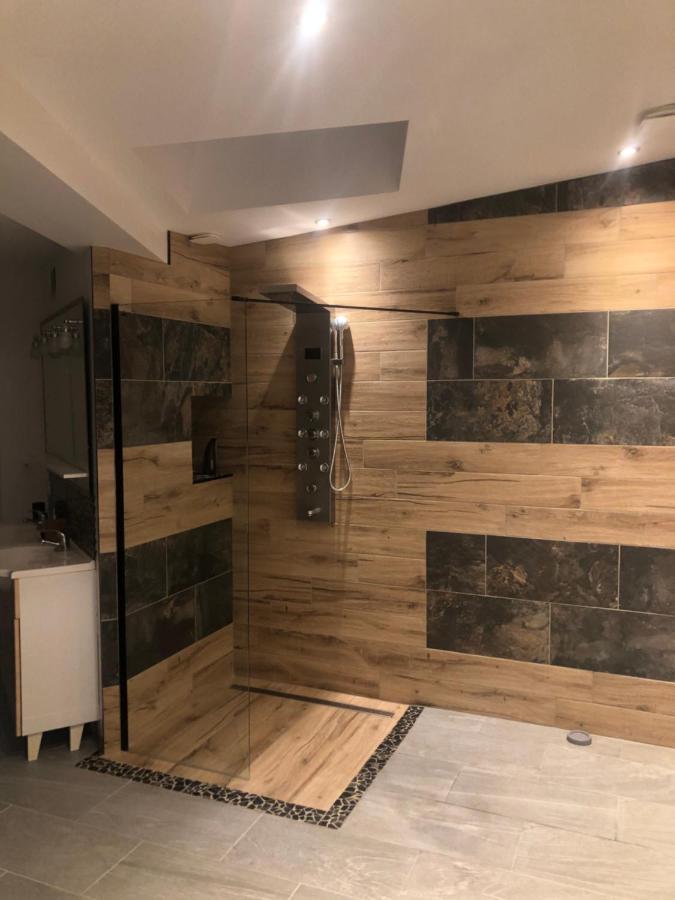 Au Coeur Du Senechal Apartment Marquise Ngoại thất bức ảnh