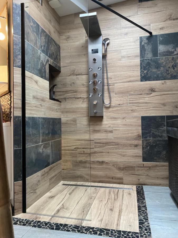 Au Coeur Du Senechal Apartment Marquise Ngoại thất bức ảnh